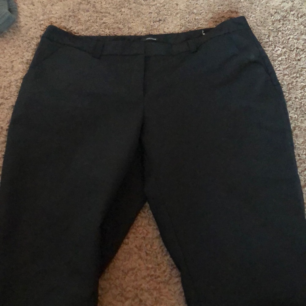Black cropped dress pants